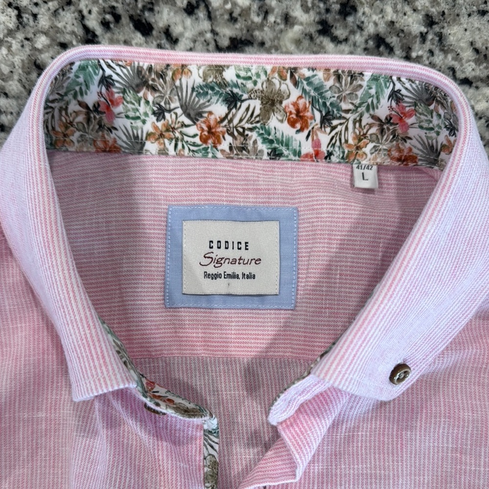 Men’s pink linen CODICE ITALIAN signature shirt! Brand new
